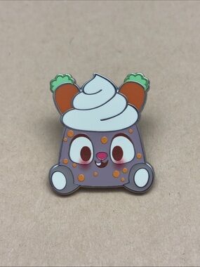 Disney Parks Exclusive Munchlings Pin